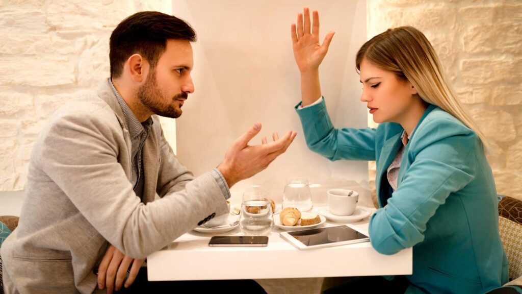 Signs She is Over you She's Not Interested In Talking to You