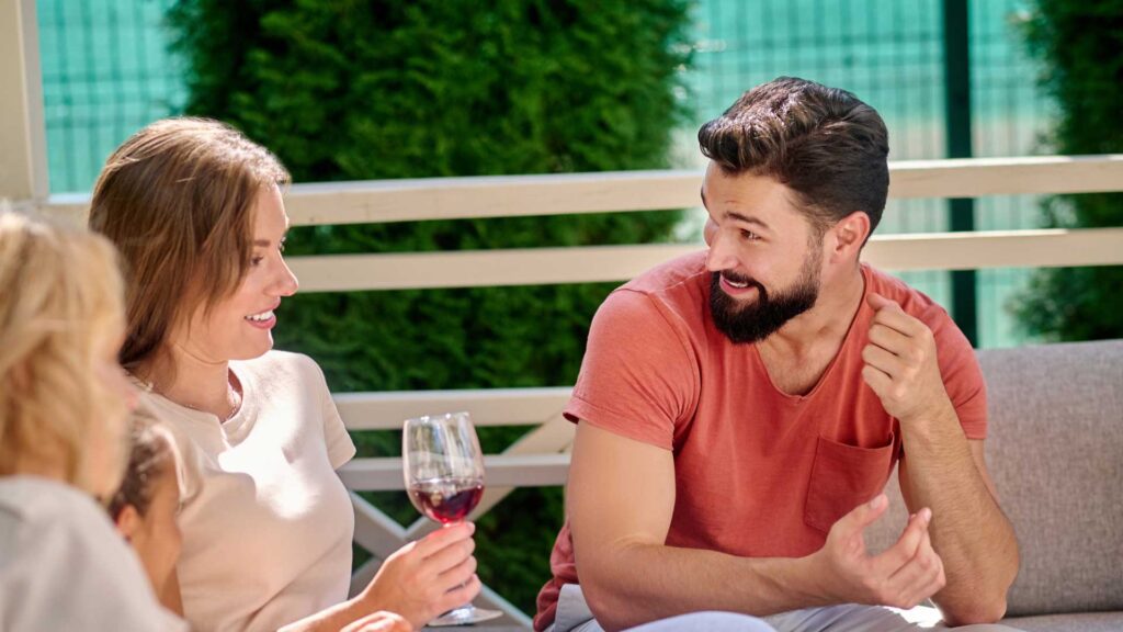 Get a Little Closer friend Zone Couple Relationship